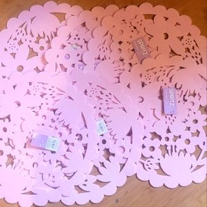 Spritz Felt Floral Plate Chargers Set Of 8 NWT